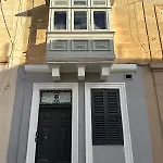 Luxury Retreat In Historic Nyaraló