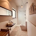 Luxury Retreat In Historic Nyaraló